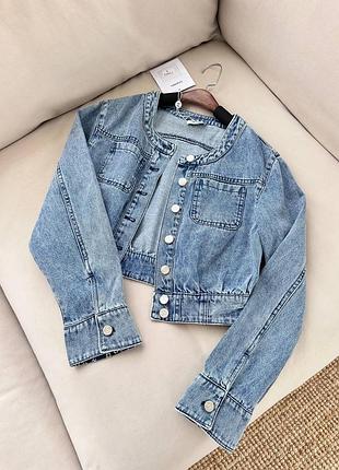 Джинсовка голубая укороченная