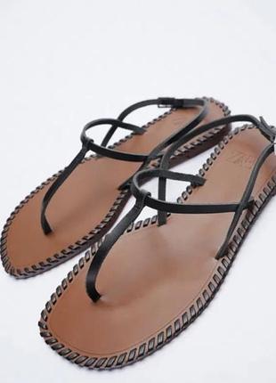 Вʼєтнамки шкіряні zara , 39, нюанс