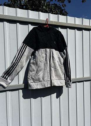 Спортивна  чоловіча adidas