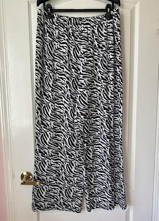 Широкі штани new look