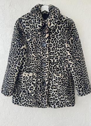 Жінгче пальто з леопардовим принтом