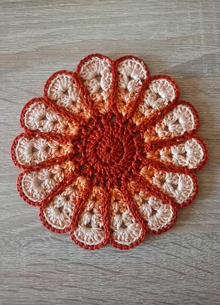 Салфетка под чашку.