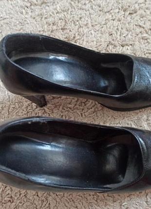 Туфлі жіночі