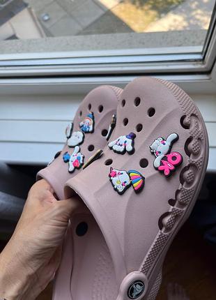 Набор аниме джибитсов для обуви крокс hello kitty kuromi куроми хеллоу китти crocs anime jibbitz cinnamoroll синаморол my melody 4
