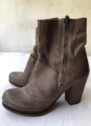 Оригінальні шкіряні ботильйони airstep by a.s. 98