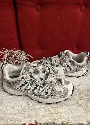 Шкіряні фірмові кросівки adidas 43 1/3р.