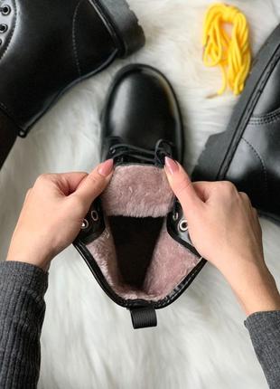 Ботинки dr. martens 1460 smooth mono black fur черевики зимние с мехом4 фото