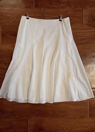 Фирменная летняя белая, хлопковая юбка.