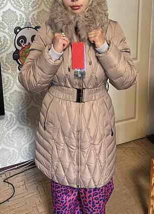 Пуховик жіночий