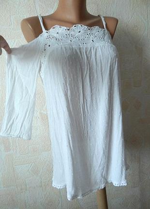 Блуза з кружевом