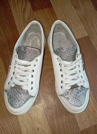 Шикарные кеды\кроссовки stella vinci