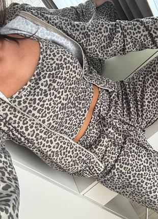 Костюм трійка