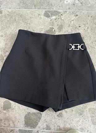 Шорти-спідниця