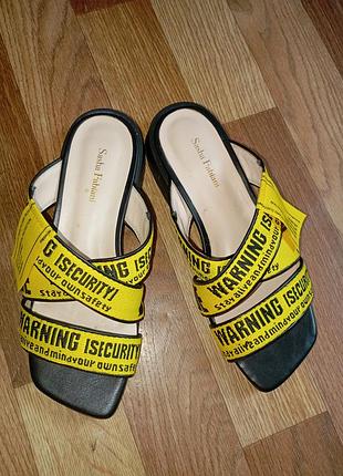 Шикарные шлепы sasha fabiani