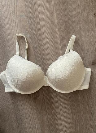 Білий мереживний бюст з пуш ап primark
