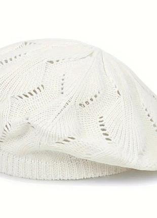 Берет легкий летний белый