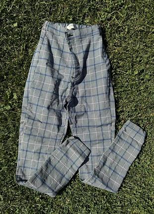 Штани в клітинку