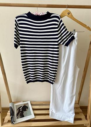 Футболка в полоску розміру m,100 % віскоза