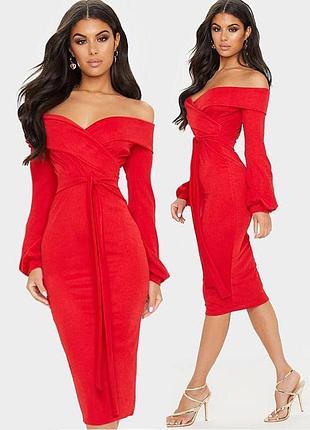 Розпродаж сукня prettylittlething міді з відкритими плечима