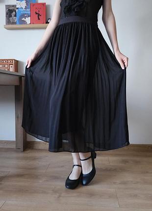 Чорна спідниця-плісе шифон h&m