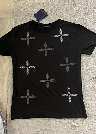 Футболка зі стразами