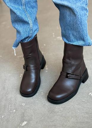 Жіночі черевики із натуральної шкіри шоколадного кольору 3171 пошив