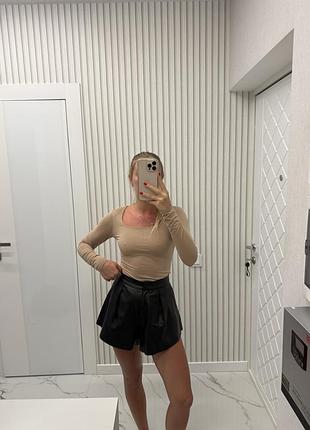 Шкіряні шорти