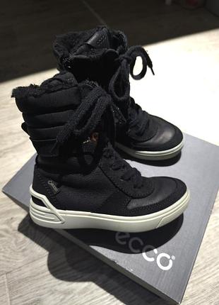 Продам зимние ессо р.27 стелька 17,5см - 18см.