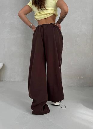 Стильні якісні яскраві зручні жіночі джогери з двохнитки внизу на регульванфй резинці