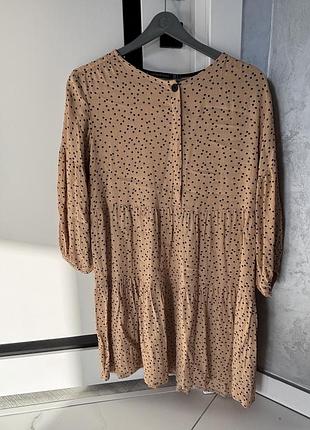 Плаття в горошок