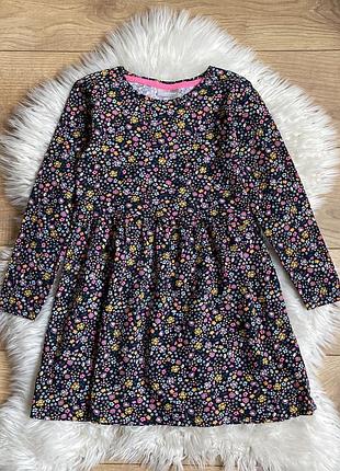 Стильна якісна сукня на дівчинку 7-8 років