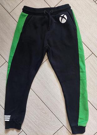 Спортивные штаны для мальчика 8-9 лет