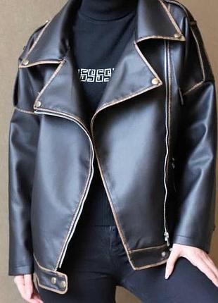 Куртка косуха ретро чорна подовжена еко шкіра