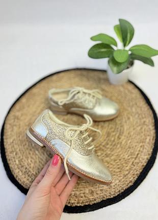 Шкіряні туфлі clark’s для дівчинки