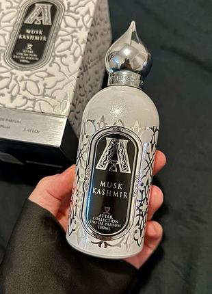 🤍 attar collection 
kashmir musk 🤍
парфуми