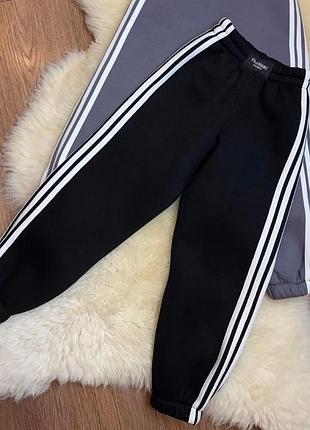 Штани для дівчинки 152