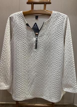 Кофточка в наявності 26. 9