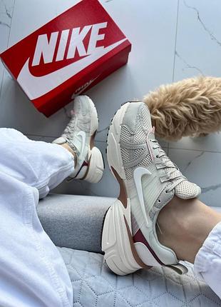 Nike v2k run beige pink