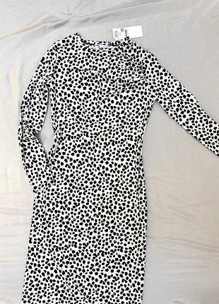 Жіноча сукня