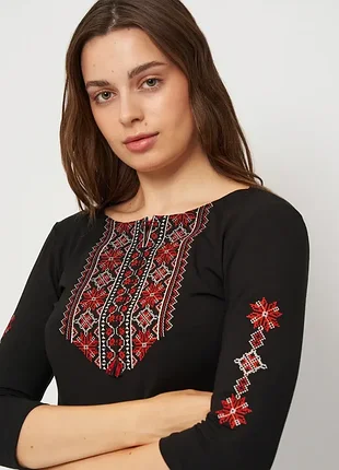 Трикотажна вишиванка