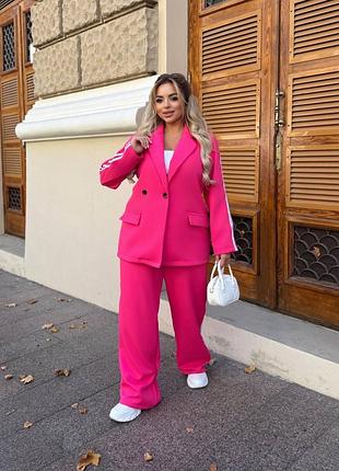 Жіночий яскравий малиновий костюм з лампасами | оверсайз піджак та брюки | 291