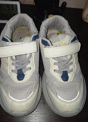 Кроссовки для мальчика