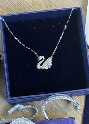 Цепочка з підвіскою лебідь від swarovski