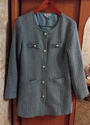 Пиджак твидовый с жемчужными пуговицами р.м