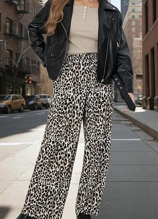 Штаны женские леопардовые
