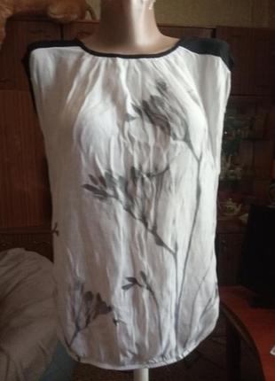 Женская футболочка