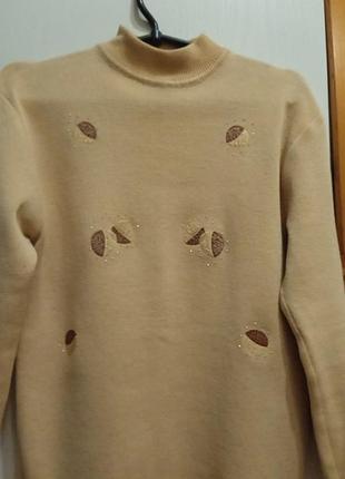 Женский свитерок