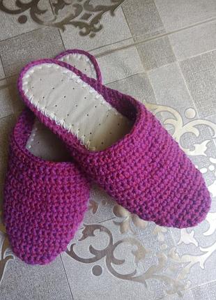 Тапочки вязанные ручной работы