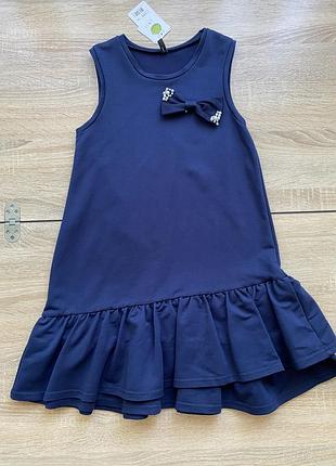 Шкільний сарафан на дівчинку.
