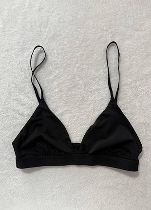 Красивий нарядний топ на тоненьких бретельках без чашок в розмірі хс (сток) новий без бірочки